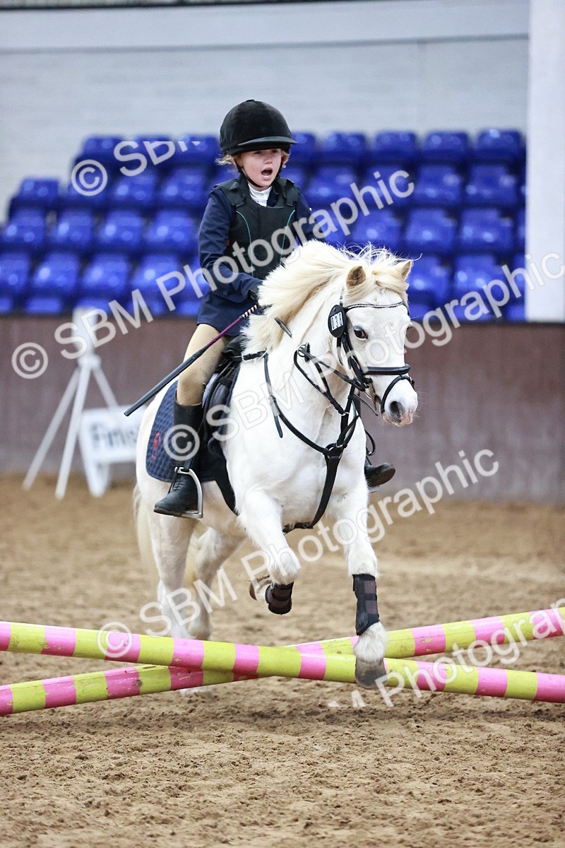 SBM_000227 - Class 1 - Cross Pole Jumping 30cm 40cm