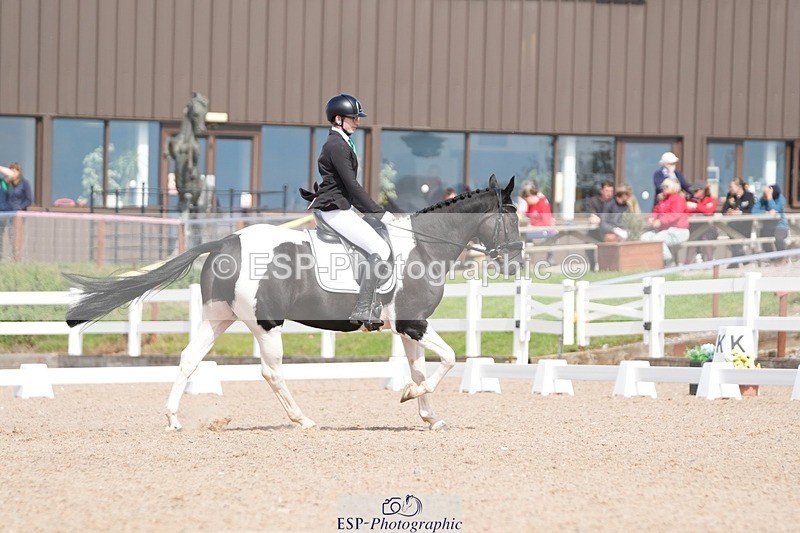 250906-135114-03773 - 020-Leo.De-ValentinoBarfields.Cosmopolitan