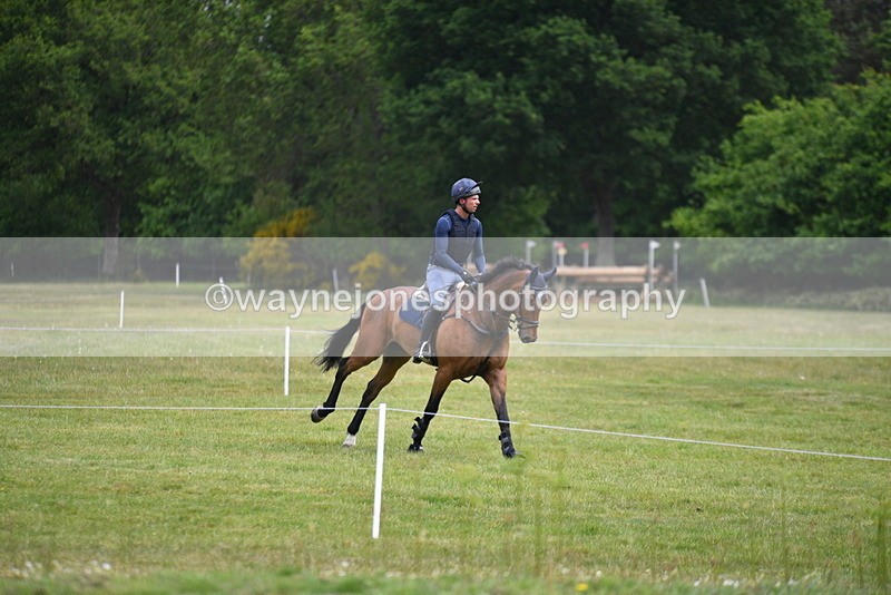 WJ5_5085 - Time 12:04 to 13:05