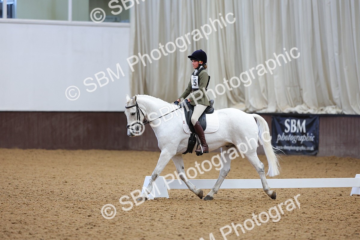 SBM_002557 - Novice