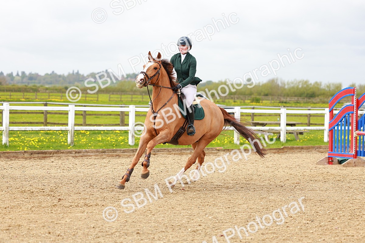 SBM_001900 - class 8 - Senior British Novice - 90cm