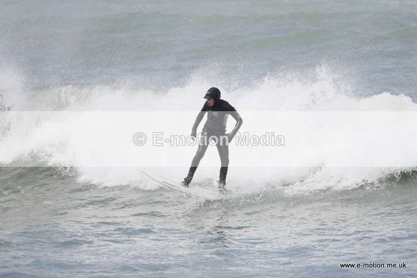 SU 170509  1 - Surf May 09