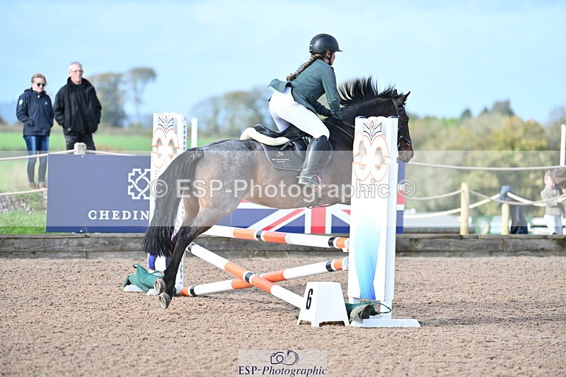 231029A-111217-02918 - 80cm Club and Schools