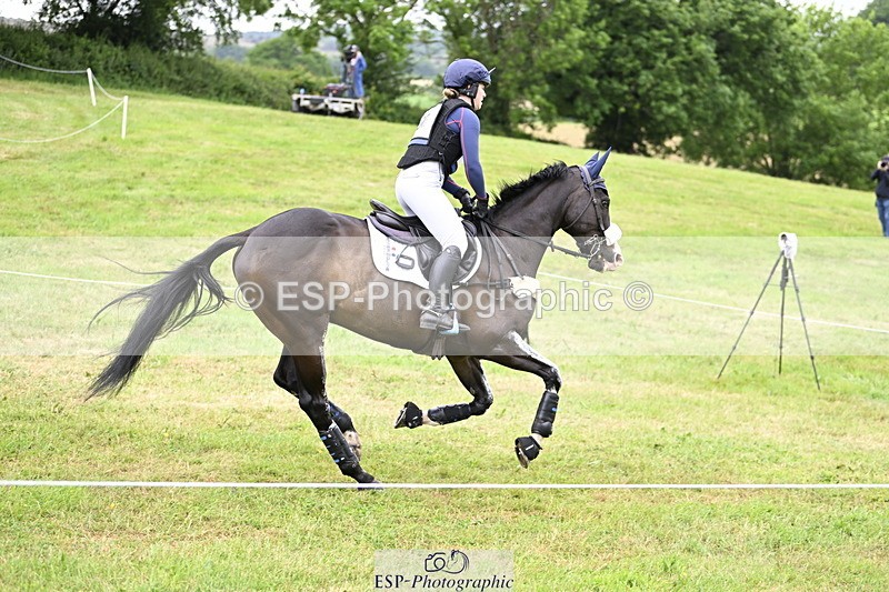 250524A-103503-09042 - A-060-Sophie.Wildern-CARTOON.HERO