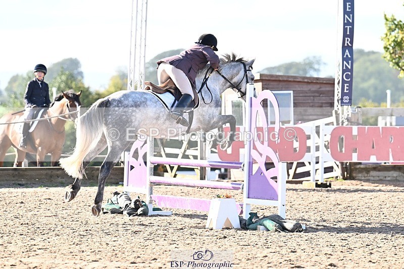 250920-164115-01920 - Cls 23 UnAffiliated 80cm Derby