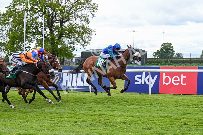 160526-Race 5-Military Leader-9849 - Race 5 4.12pm Sky Bet Extra Places Handicap