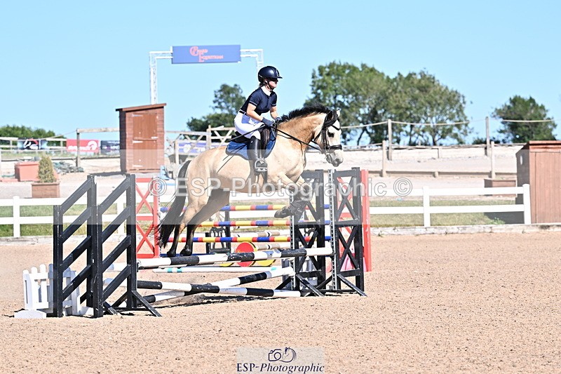 250708A-165054-00114 - 70cm Classes