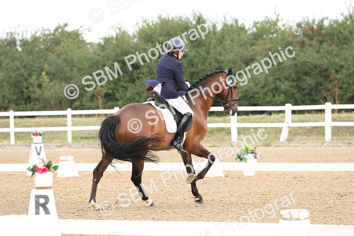 SBM_005773 - Class 6 - Novice 6 - 10.26-11.29