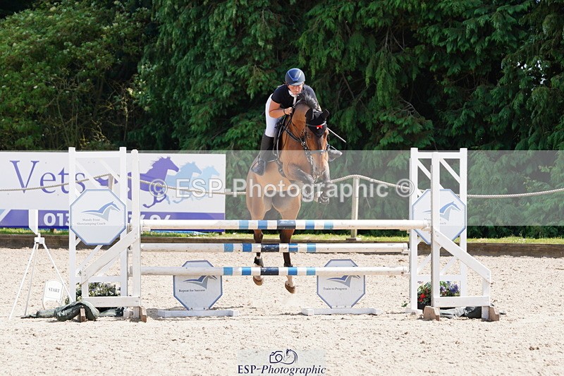 250615A-154758-11882 - Class 49 1m 05 Amateur Qualifier Snr 1m 05
