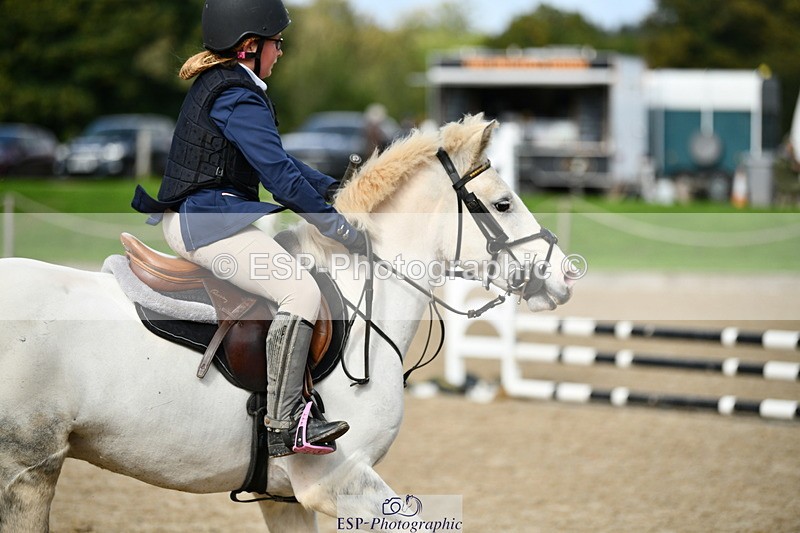 251004A-130030-01085 - Classes 6 & 7 60cm