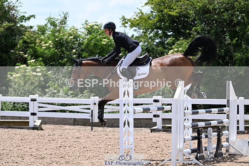 240619A-142740-00599 - Cls 4 Snr Newcomers and 1.10m Open