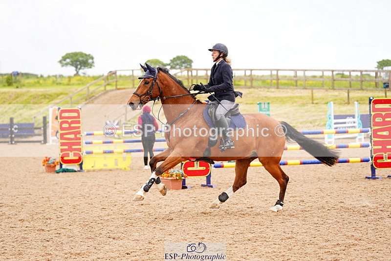 240526A-120636-07952 - Cls 26 Chard Equ 1.05m and 1.10m Grand Prix