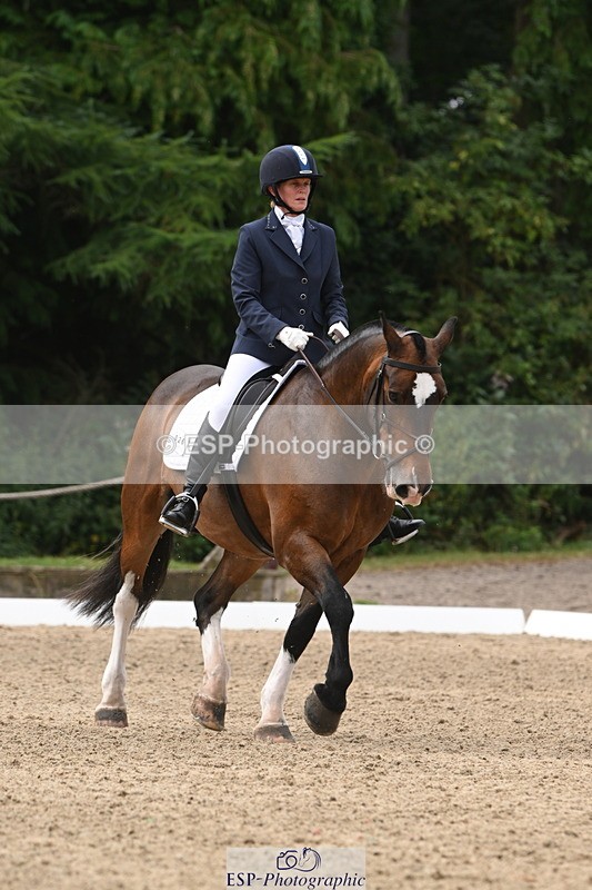 250719A-120542-04600 - 026-Carol.Quantrill-Cormoy.Lad