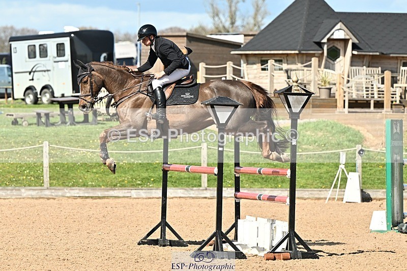 250416-153252-01785 - Cls 6 Foxhunter and 1.20m