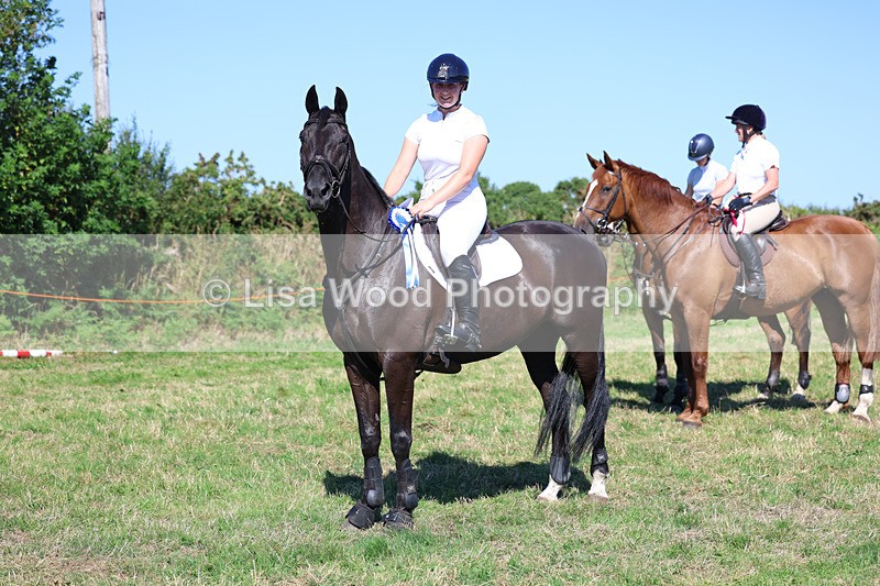 3E7A6574 - Class 13: Senior Newcomers/1.10m open