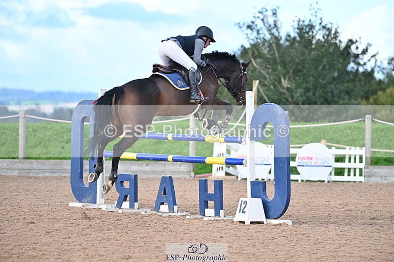 231014A-112026-04357 - Cls 18 Newcomers & 1.10m Open