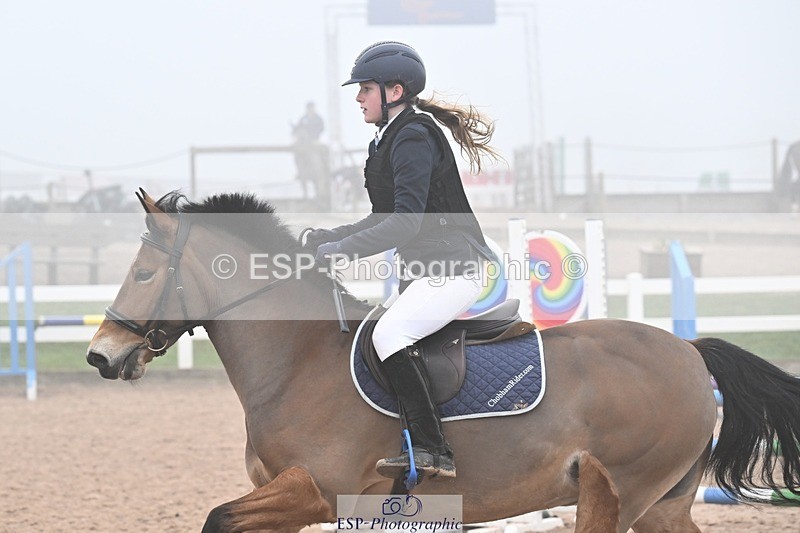 260308-143142-03242 - Cls 15 British Novice and 80cm