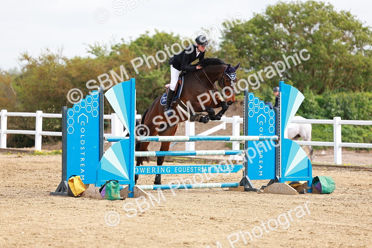 SBM_002090 - Class 9 - Senior Discovery - 1.00m