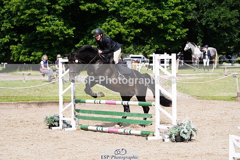 250613A-102432-01256 - Cls 9 85cm Amateur Quali