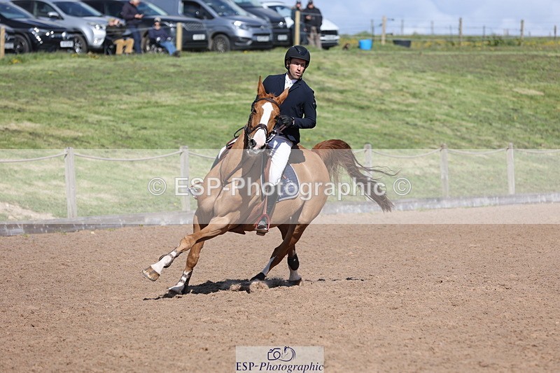 240419A-155925-09080 - Cls 10, 2 Star Big Tour 145cm  15.45 to 16.35 break