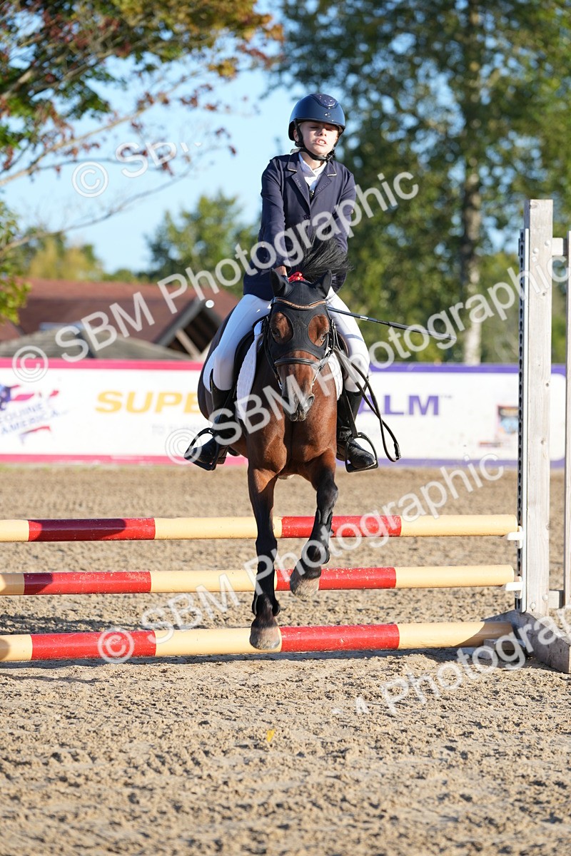 SBM_14020 - J57 - Clear Round 60cm