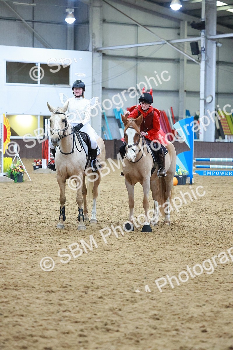 SBM_003657 - Class 4 - Pairs