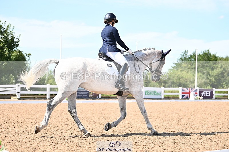 240816A-145356-05519 - 293-Layla.Ambersley-Broadbent-Galwaybay.Buddy