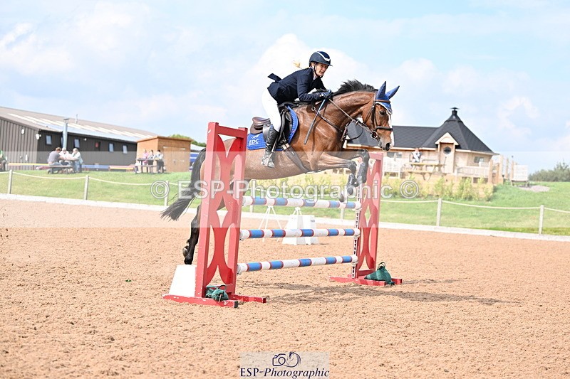 240828A-144848-01019 - Cls 4 Snr Newcomers and 1.10m Open