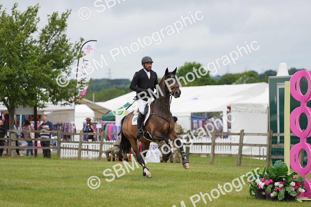 SBM_03410 - Class 201 - British Horse Feeds Speedi Beet Horse of the Year Show Grade  C