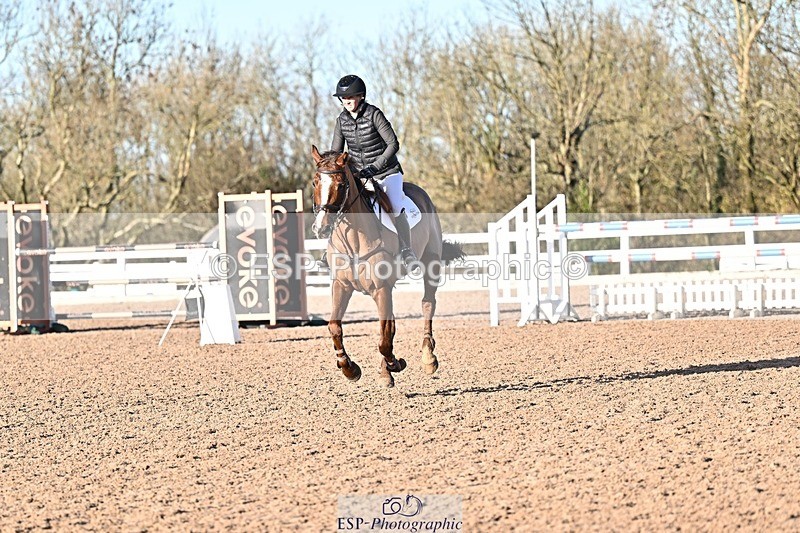 251203-135352-00743 - Cls 5 Foxhunter and 1.20m Open