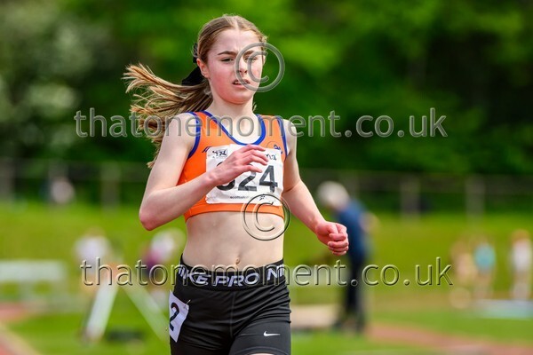 East25Sun-929880 - Track Female