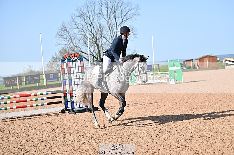 260408-101409-00109 - Cls 2 British Novice and 90cm