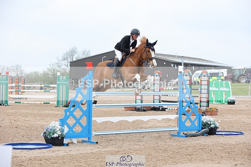 250424-120919-05246 - Cls 1 - 2 Star Small Tour