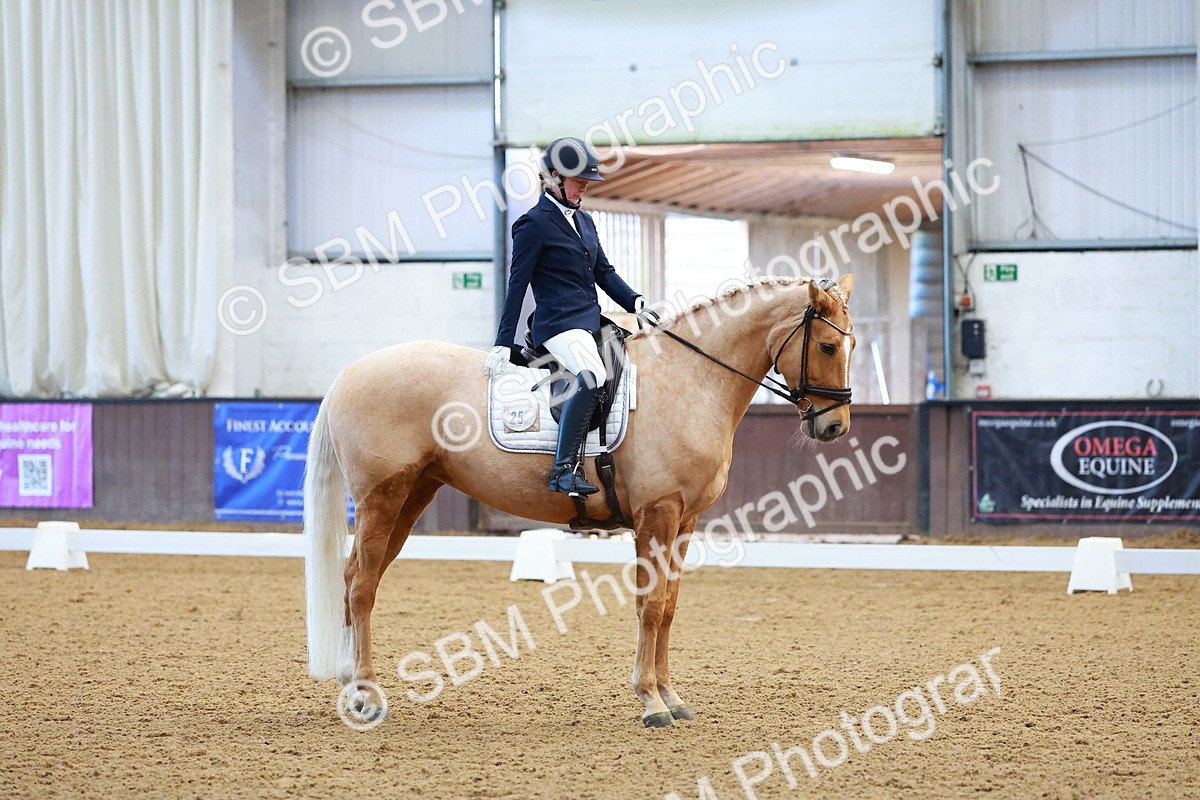 SBM_001212 - Class 18-15-16-22 - Elementary 5 Novice 5-Novice 6