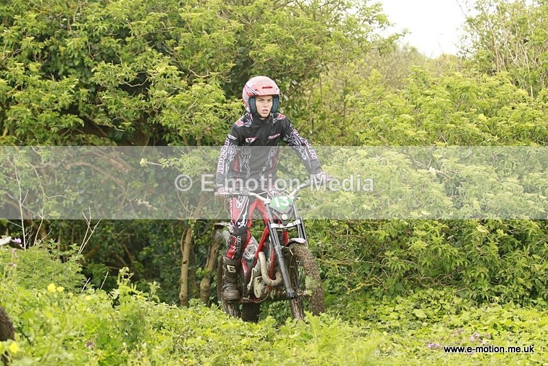 TR 060512-063 - Petit Bot - 06/05/12