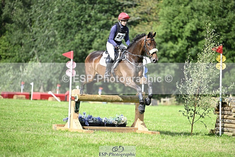 240803-164140-10036 - 271-Rosie_Bradley-Hole-OUT_OF_THE_BLUE_XIV