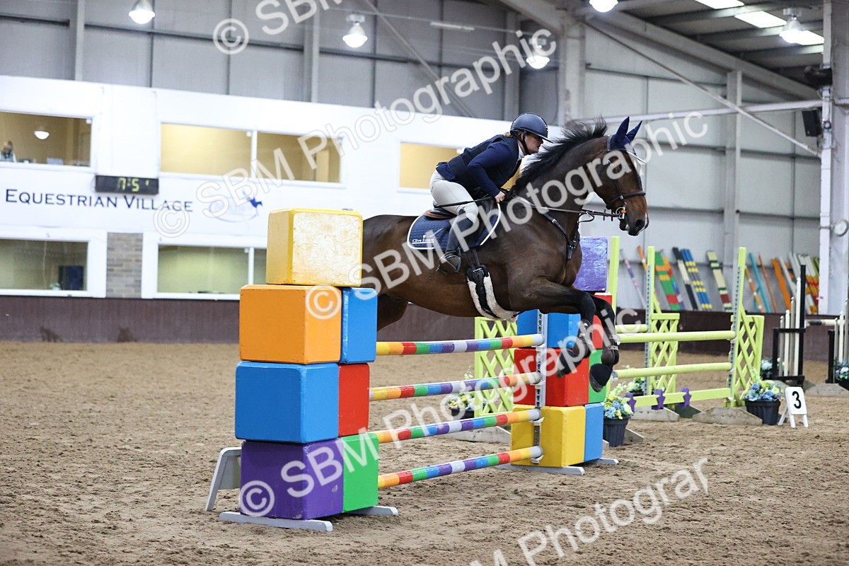 SBM_001813 - Class 4 - Senior Newcomers - 1.10m Open