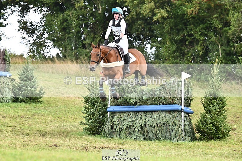 250831-105441-07678 - J-459-Isobel.Thrasher