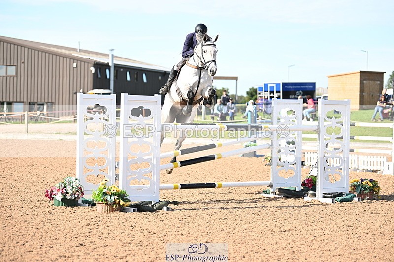 240913A-160552-05154 - Cls 18 National 1.40m Open