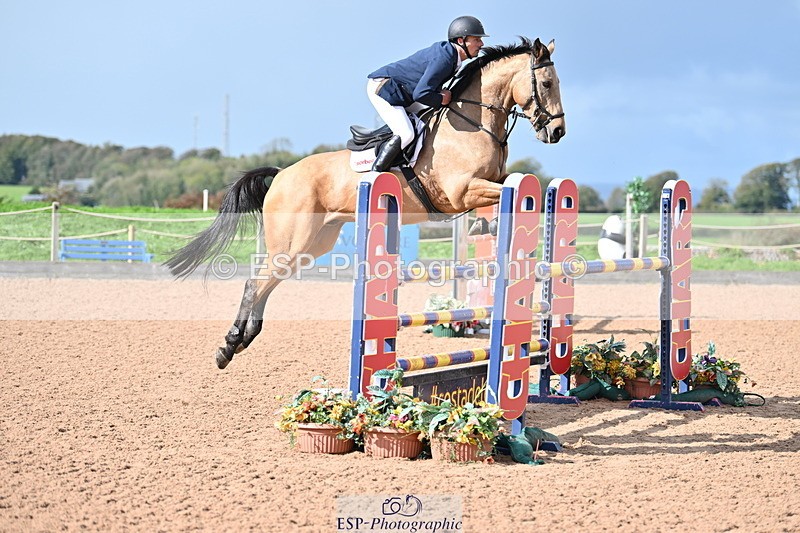 231014A-124421-04651 - Cls 19 1.15m Members Cup