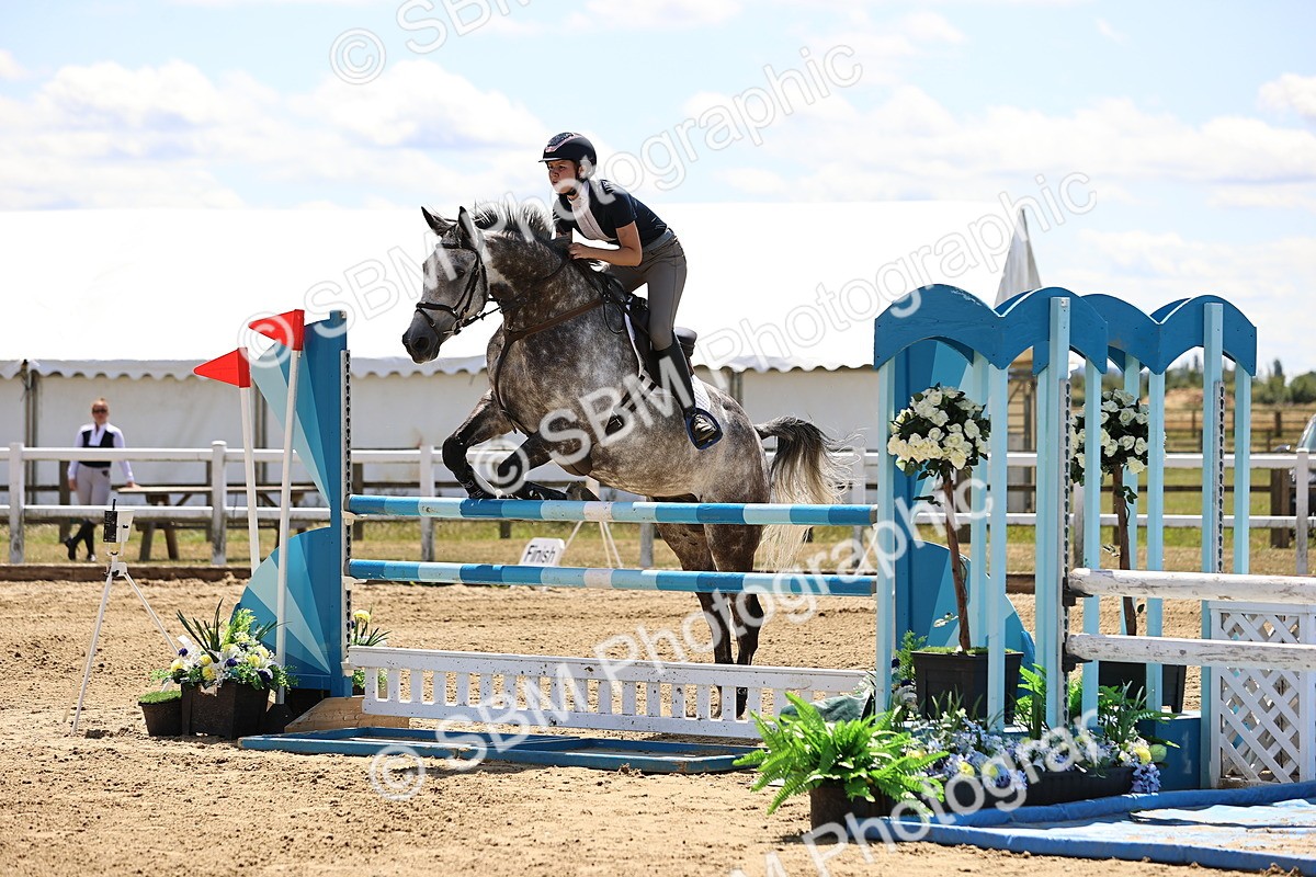 SBM_014408 - Class 15 - Senior Newcomers - 1.10m Open