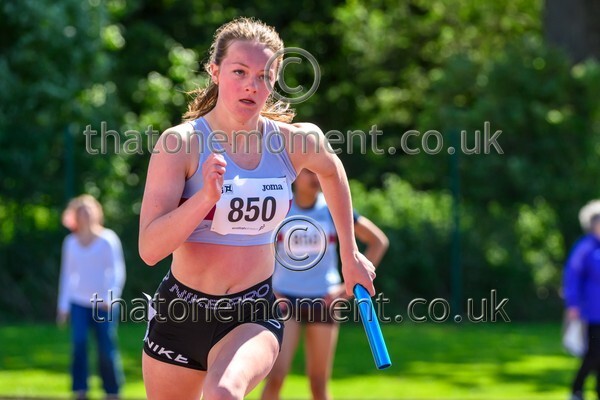 Relays26-920350 - Female Set One