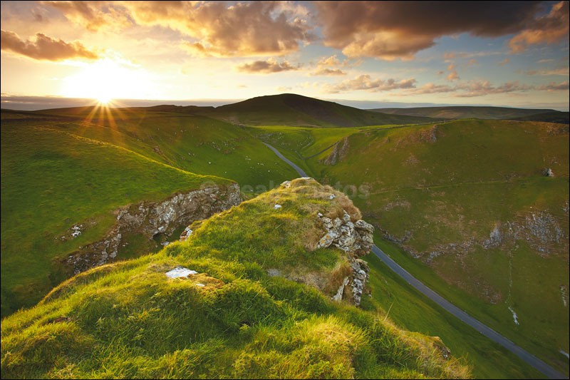 Winnats Pass Sunset - Peak District | White Peak