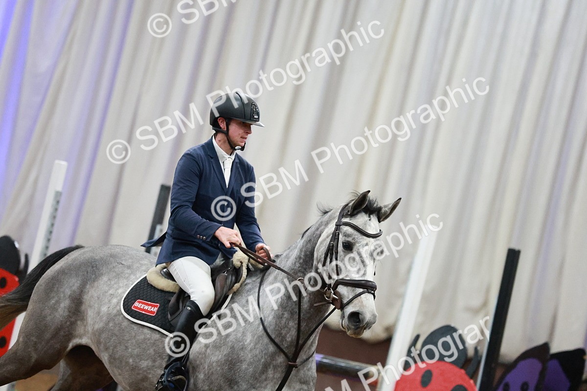 SBM_004431 - Class 17 - Senior Newcomers - 1.10m