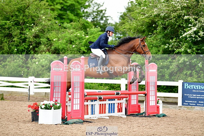 240526A-115944-07582 - Cls 31 85cm National Am Qualifier