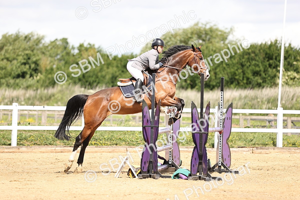 SBM_002323 - Class 9 - Senior British Novice - 90cm
