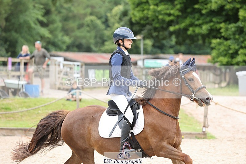 240615-160019-02154 - Cls 9&10 Club and Schools 70cm