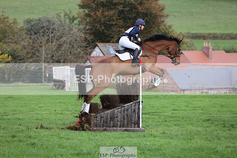 241025-132030-08646 - 148-Courtney.Romcke-ROMA.VICTOR