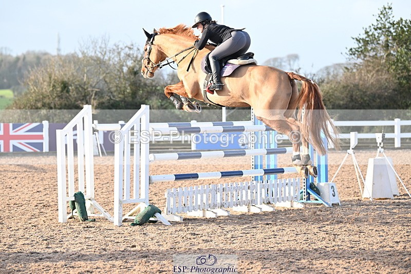 231209A-135818-01978 - Cls 15 National 1.30m & 1.40m