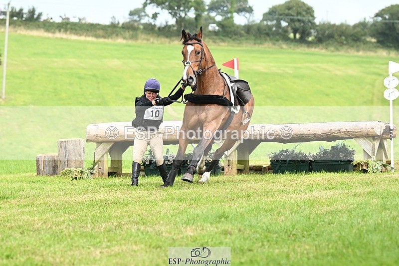 240831A-112801-00901 - 010-Sarah.Marsh-PEMBROKE.SURE.THING